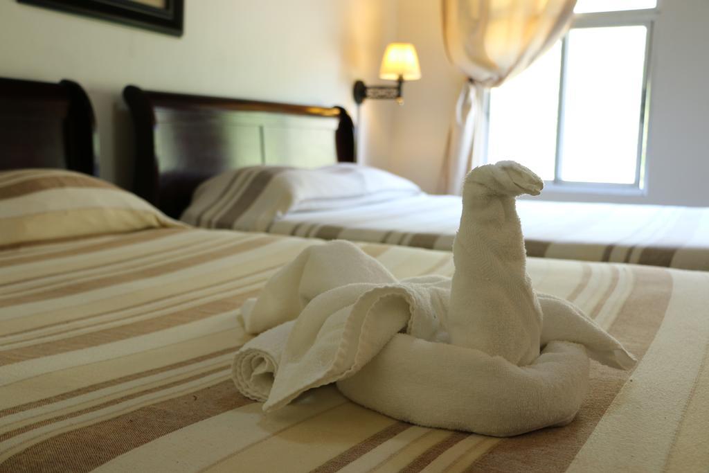 Hotel Campestre El Valle de Anton Chambre photo